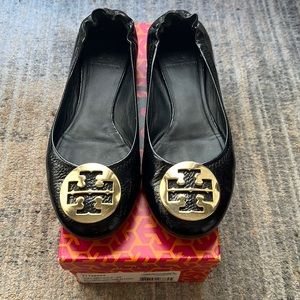 Tory Burch Navy Reva (Metal Logo)-Tumbled Patent Ballet Flat. Lightly worn